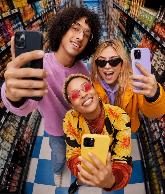 Influenciadores divulgando campanhas